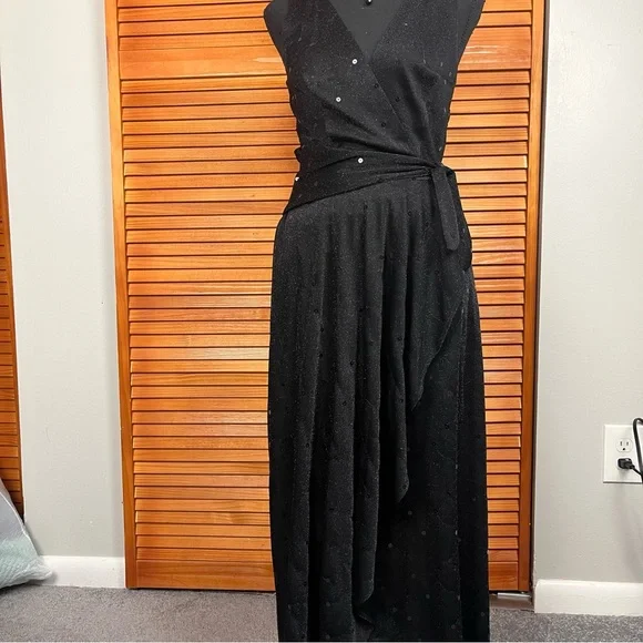 Betsy Johnson Elegant Black Sleeveless Sequins Wrap Style Maxi Dress - Picture 4 of 10